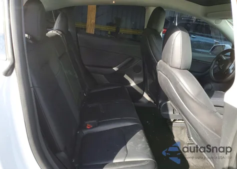 2022 Tesla Model Y из США, поврежденный, VIN 7SAYGDEEXNF401626